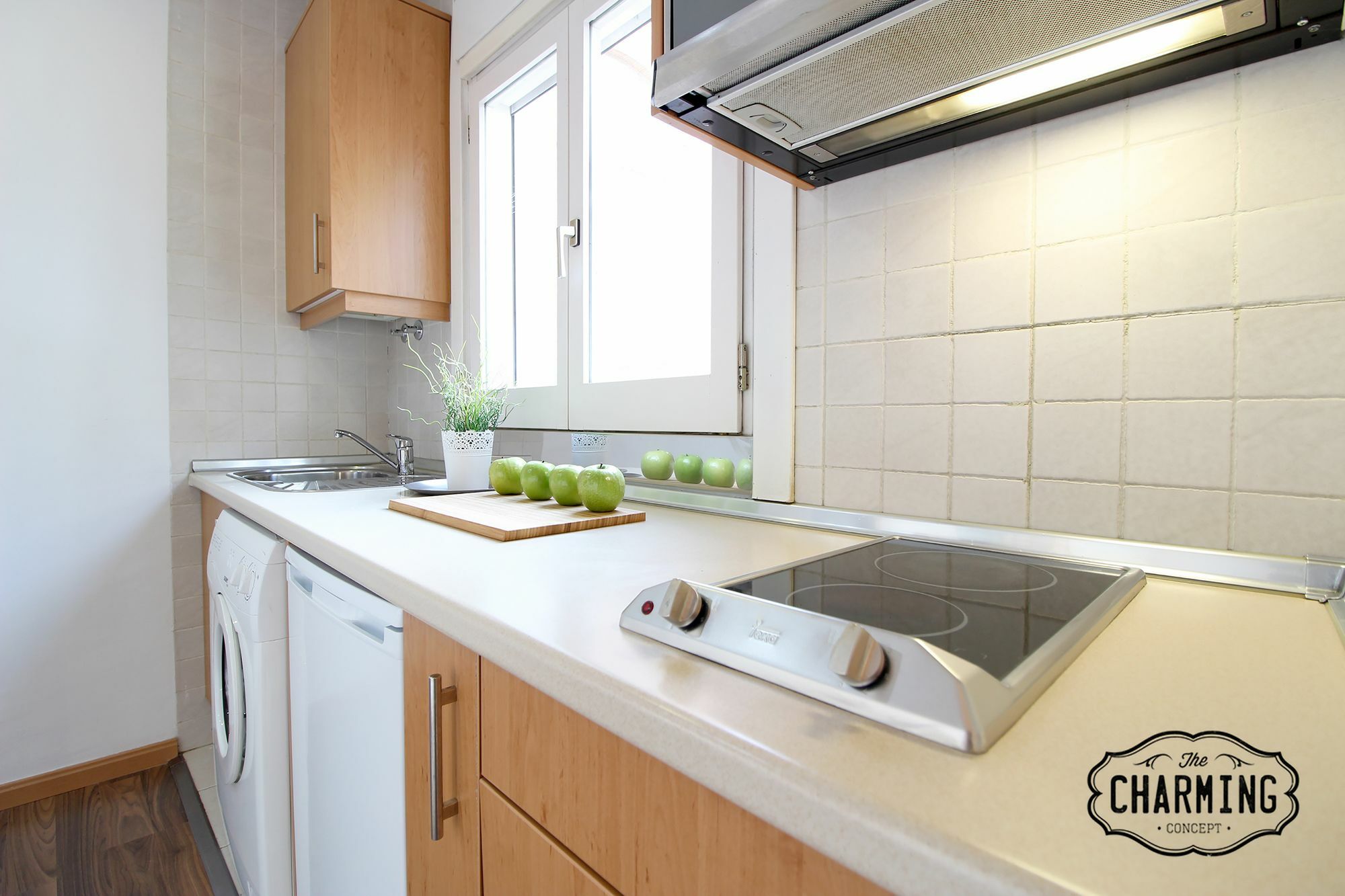 Huertas Apartment - Estancias Temporales มาดริด ภายนอก รูปภาพ